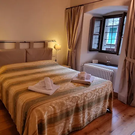 Dimora Storica Casa Vanni בית הארחה 3*