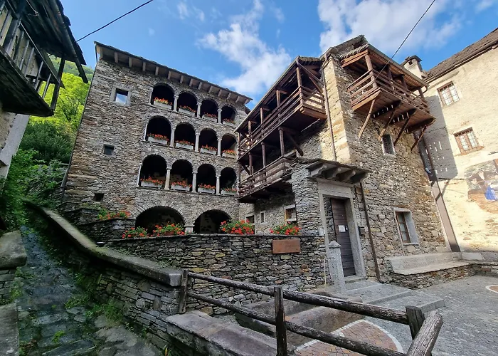 Dimora Storica Casa Vanni Konukevi Villadossola